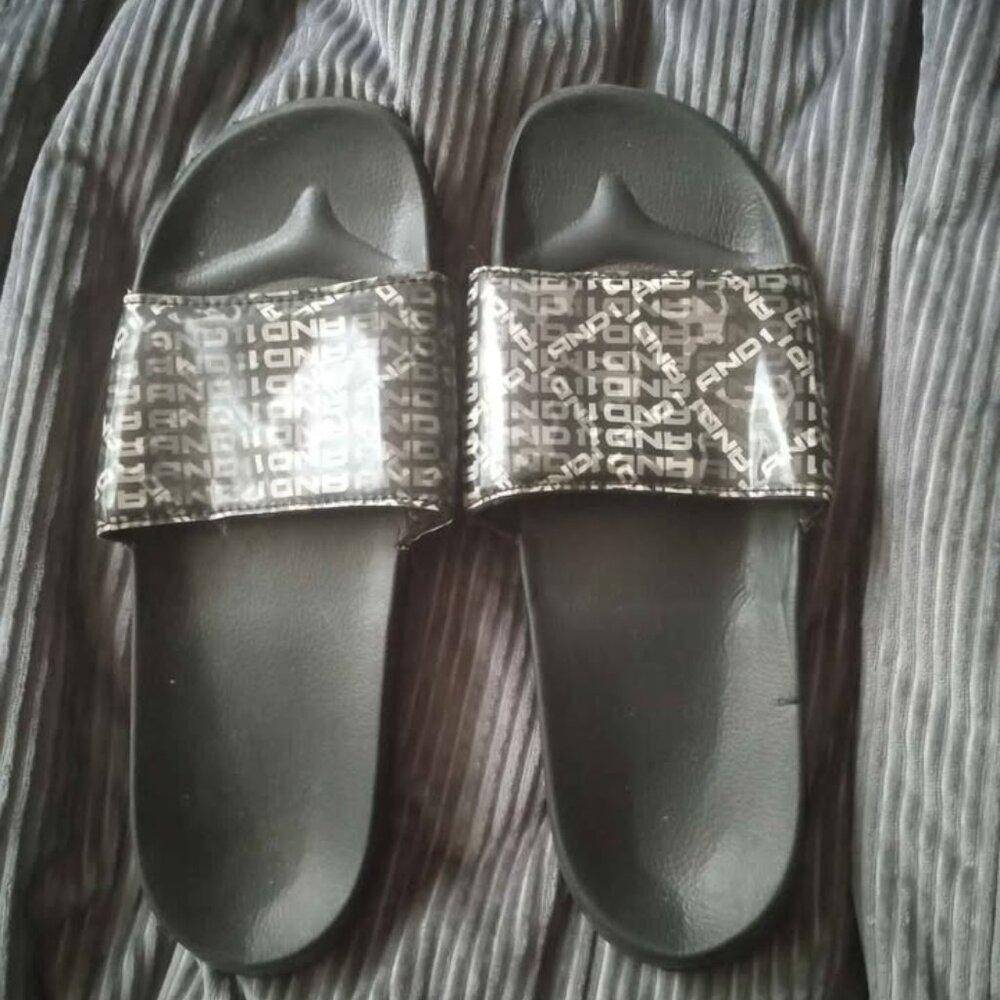 AND1 Men's Crossover Basketball Lightweight Sandals Slides Size 12 mens